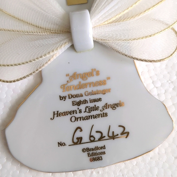 Bradford Editions Angel Christmas Ornament Collection NIB. With Certificate - Picture 5 of 8